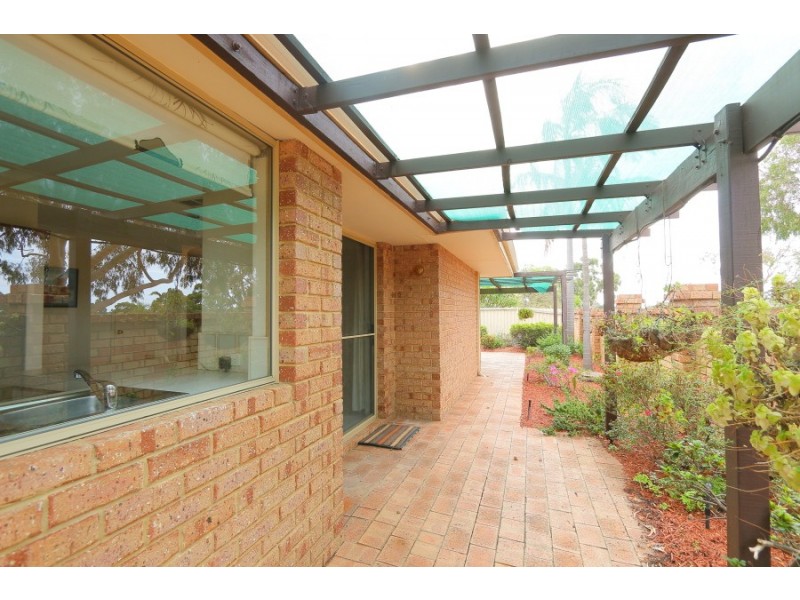 1 Grimsay Road, Ardross WA 6153