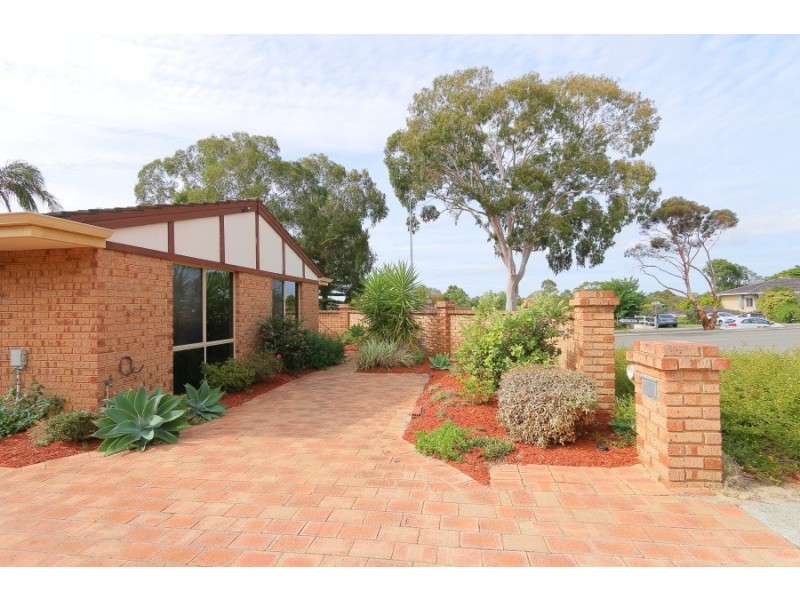 1 Grimsay Road, Ardross WA 6153