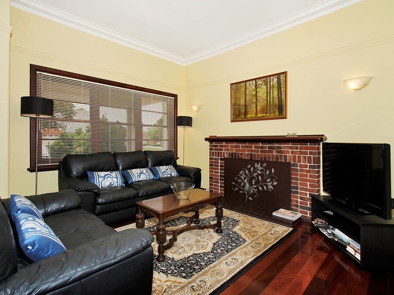 3 Drew Road, Ardross WA 6153