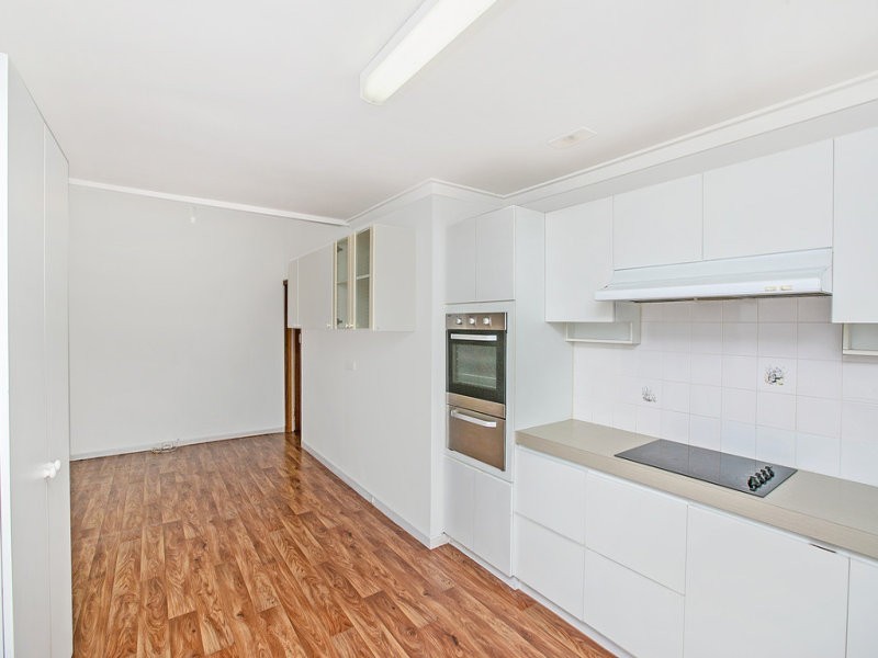 6 Ratcliffe Road, Booragoon WA 6154