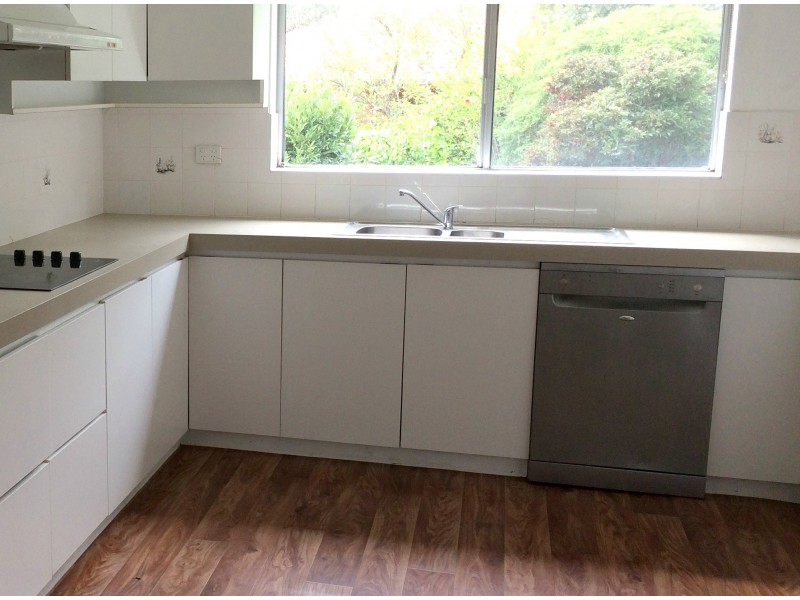 6 Ratcliffe Road, Booragoon WA 6154