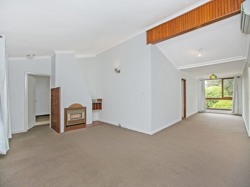 6 Ratcliffe Road, Booragoon WA 6154