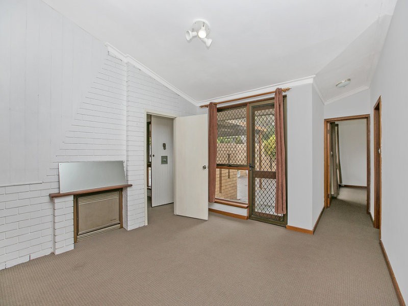 6 Ratcliffe Road, Booragoon WA 6154