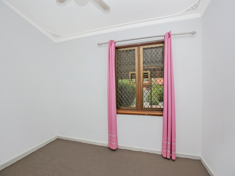 6 Ratcliffe Road, Booragoon WA 6154