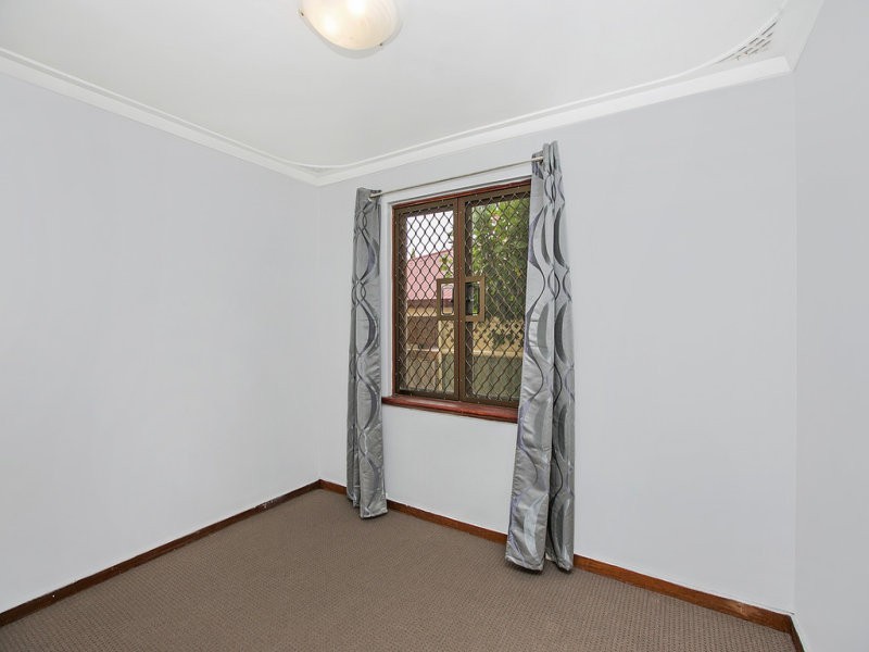 6 Ratcliffe Road, Booragoon WA 6154