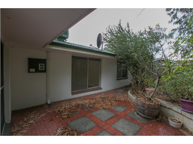 2 Pickering Way, Booragoon WA 6154