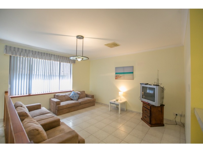 30 Hadley Gardens, Kardinya WA 6163