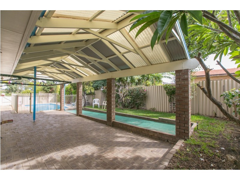 30 Hadley Gardens, Kardinya WA 6163
