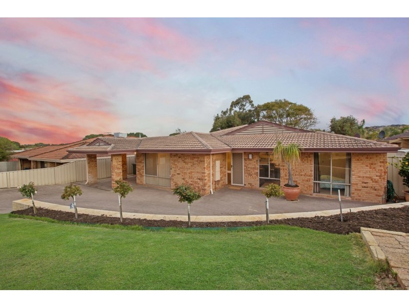 11 Waring Way, Kardinya WA 6163
