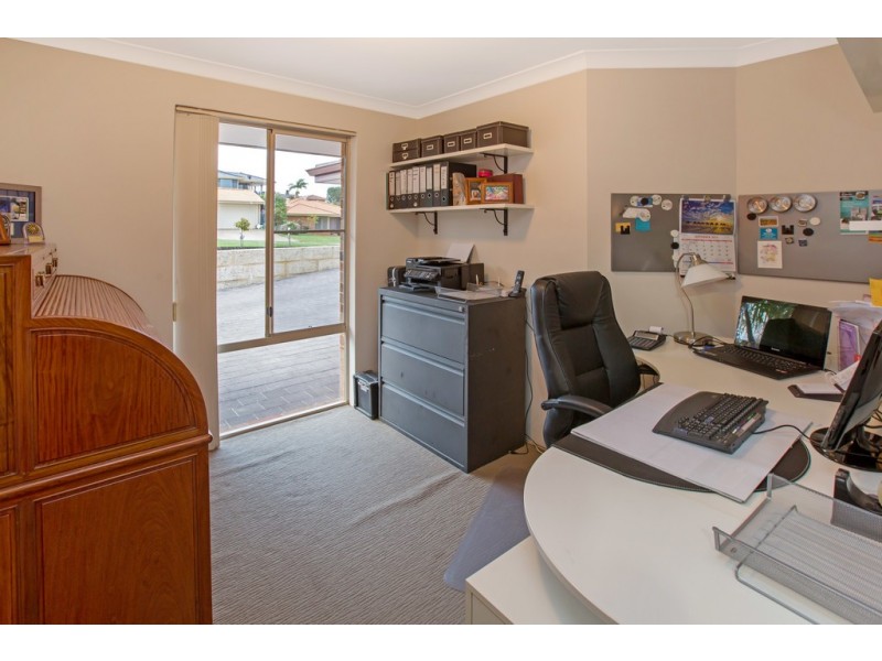11 Waring Way, Kardinya WA 6163