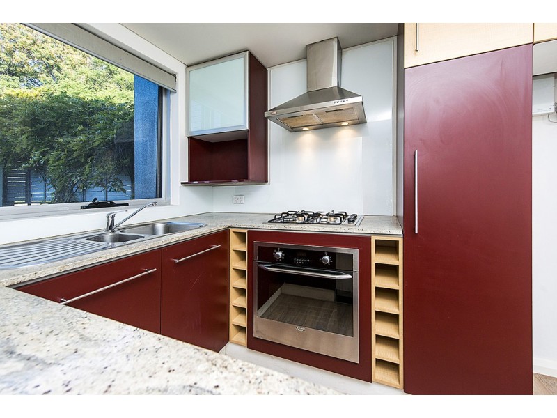 4/101 Matheson Road, Applecross WA 6153