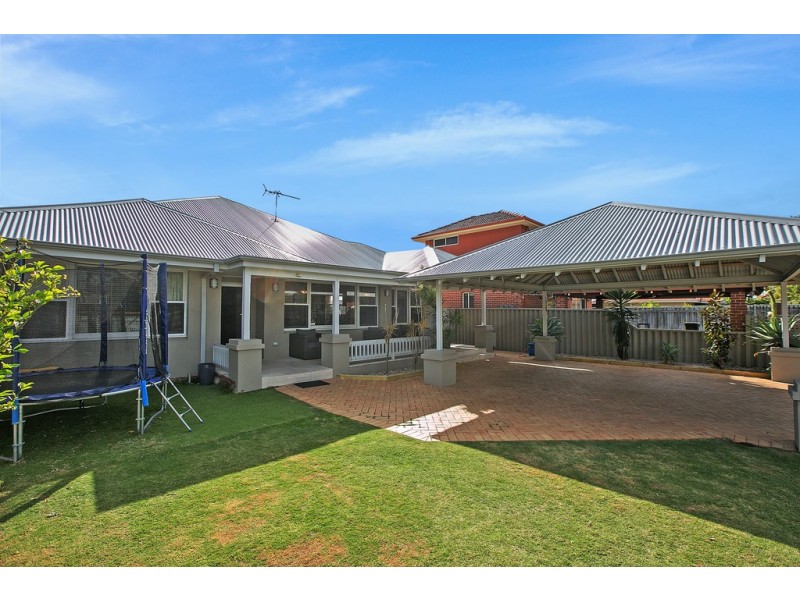 53 Pembroke Street, Bicton WA 6157