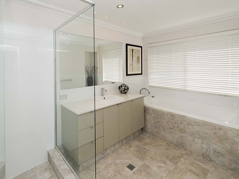 23 Aldenham Drive, Southern River WA 6110