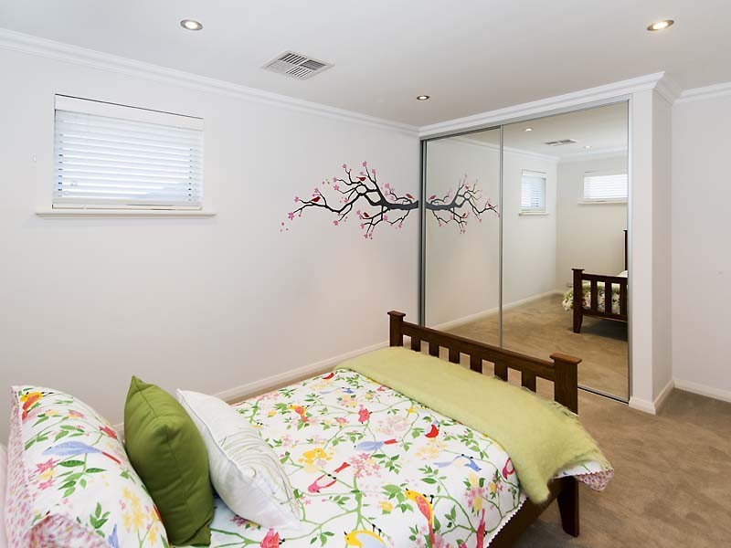 23 Aldenham Drive, Southern River WA 6110