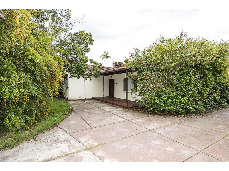 12 Fletcher Street, Applecross WA 6153