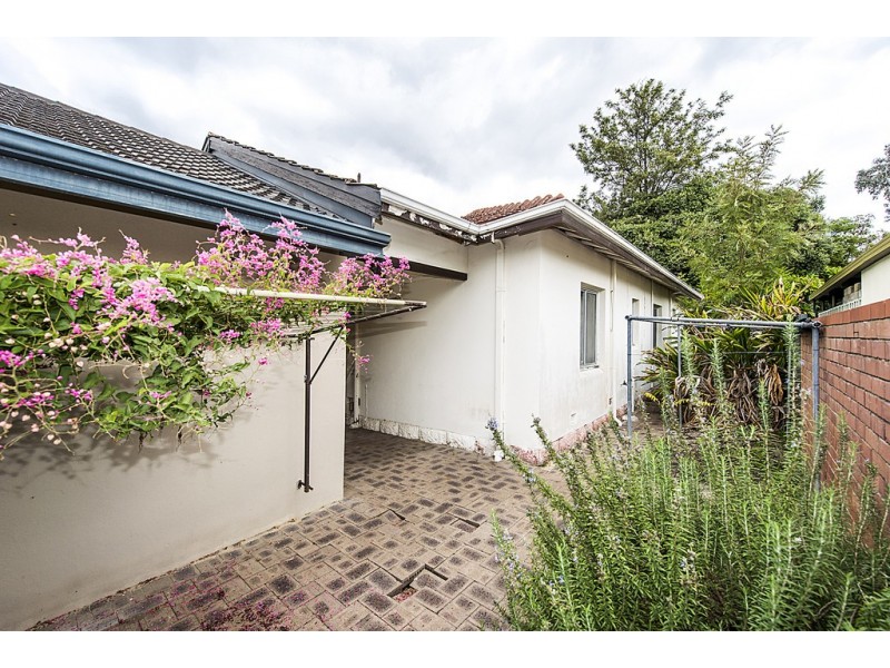 12 Fletcher Street, Applecross WA 6153