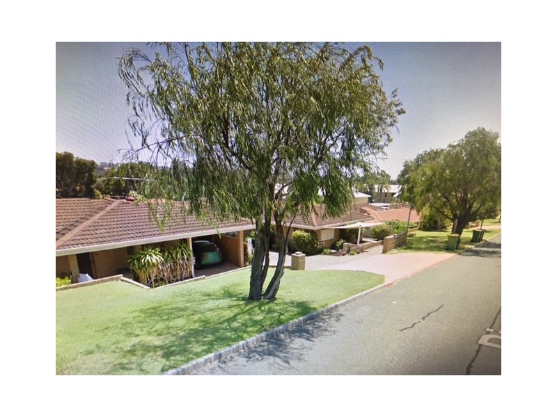 13/6-8 Pinewood Avenue, Kardinya WA 6163