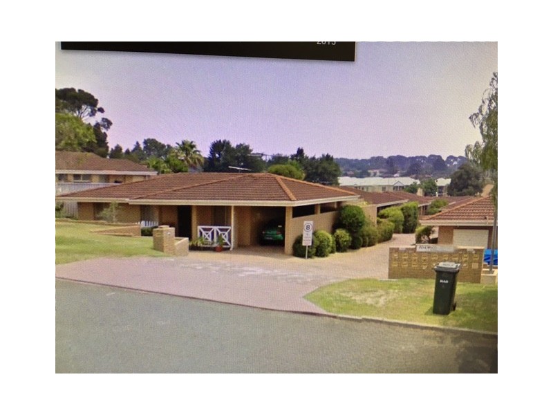 13/6-8 Pinewood Avenue, Kardinya WA 6163