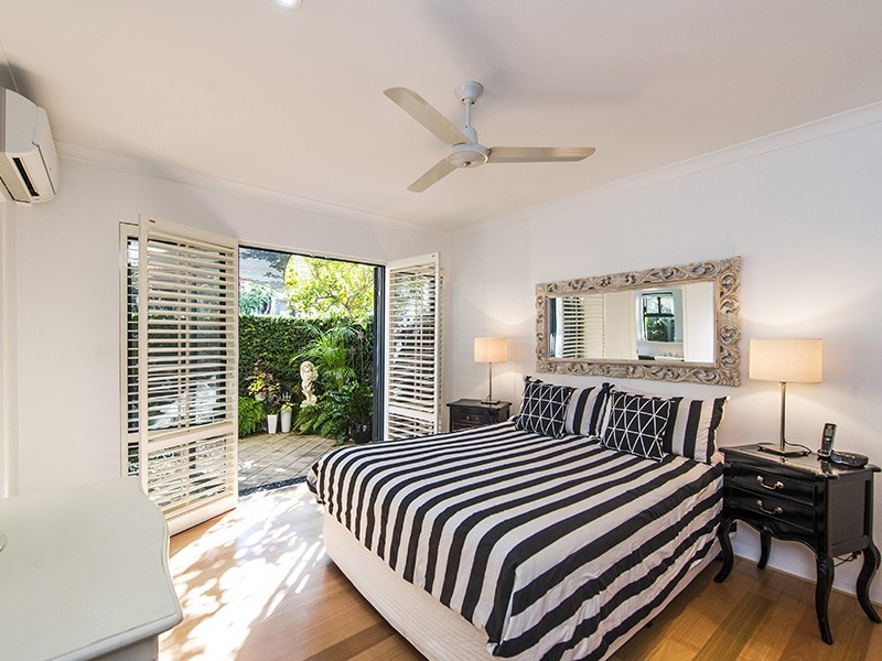 11 Cantray Ave, Applecross WA 6153