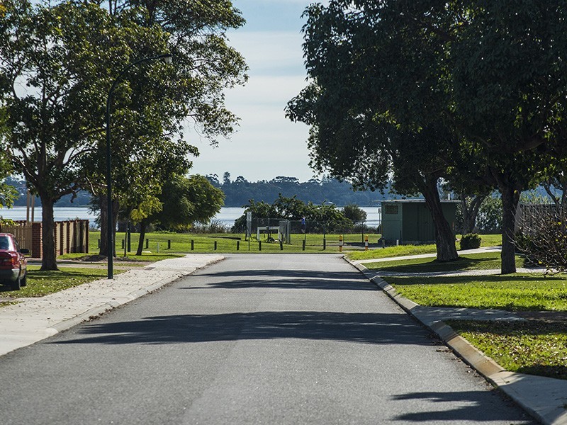 11 Cantray Ave, Applecross WA 6153