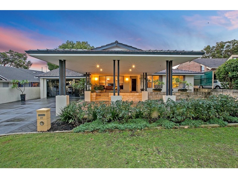20 Clive St, Bicton WA 6157