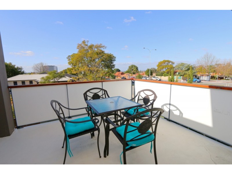 5/25B Ullapool Road, Applecross WA 6153