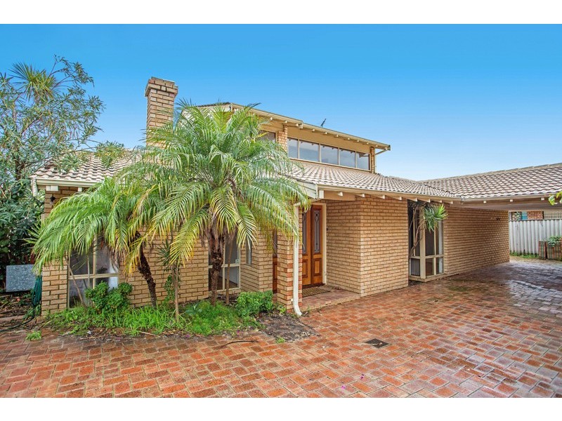 65a Gairloch Street, Applecross WA 6153