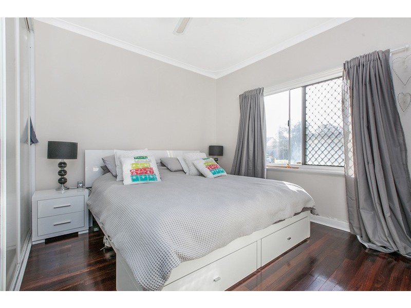 13 Choules Place, Myaree WA 6154