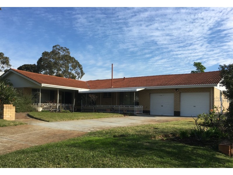 24 Sicklemore Street, Booragoon WA 6154