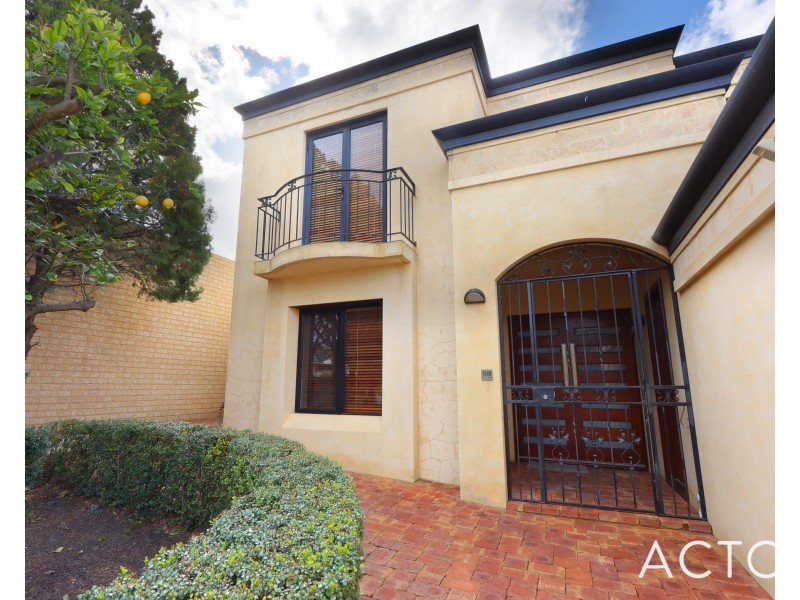 4A Enard Place, Ardross WA 6153