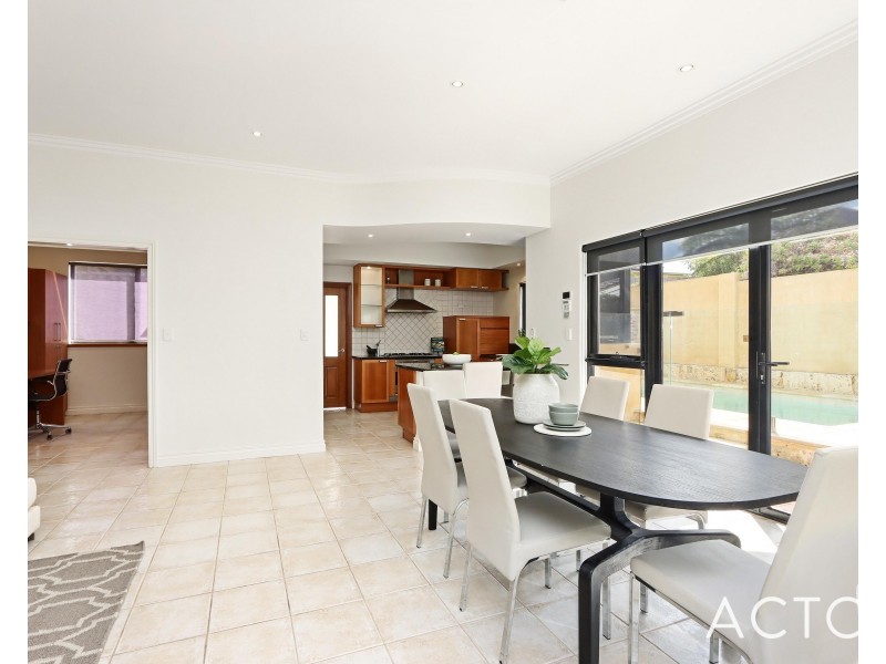 4A Enard Place, Ardross WA 6153
