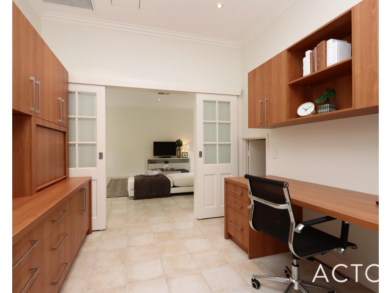 4A Enard Place, Ardross WA 6153