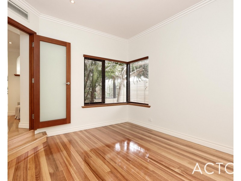 4A Enard Place, Ardross WA 6153