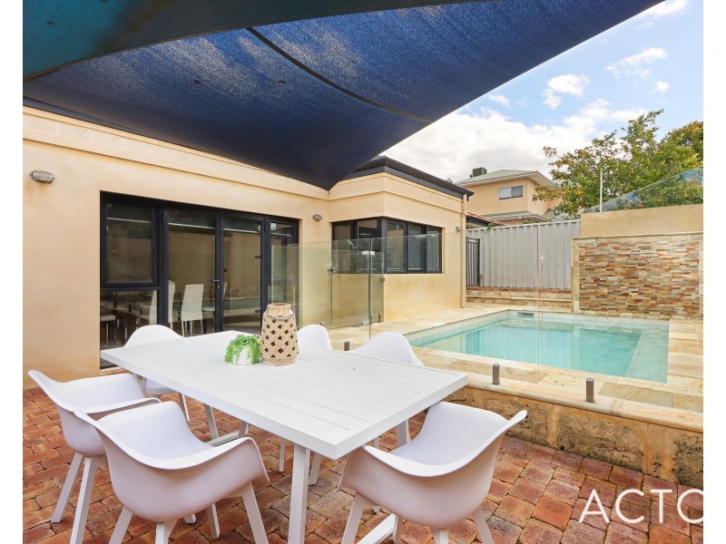 4A Enard Place, Ardross WA 6153