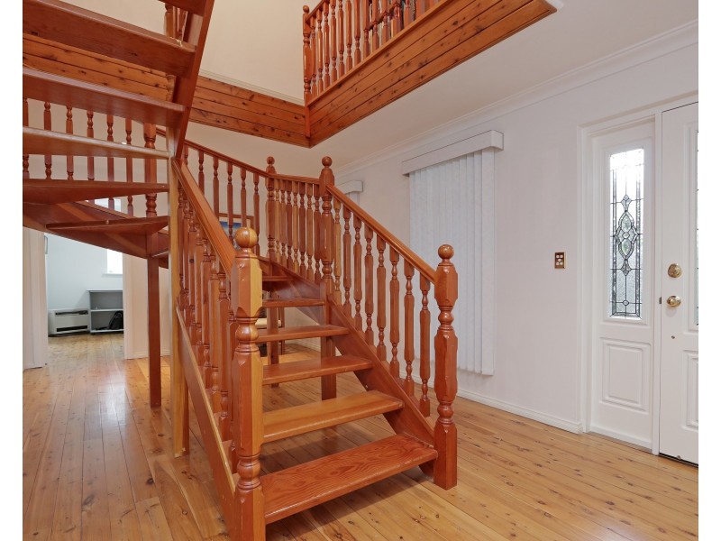 4 Brolga Promenade, Willetton WA 6155