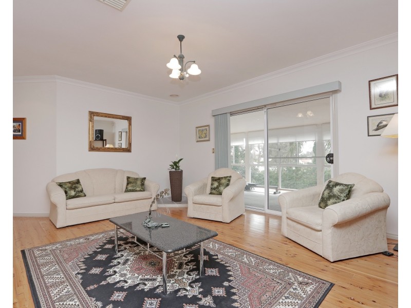 4 Brolga Promenade, Willetton WA 6155