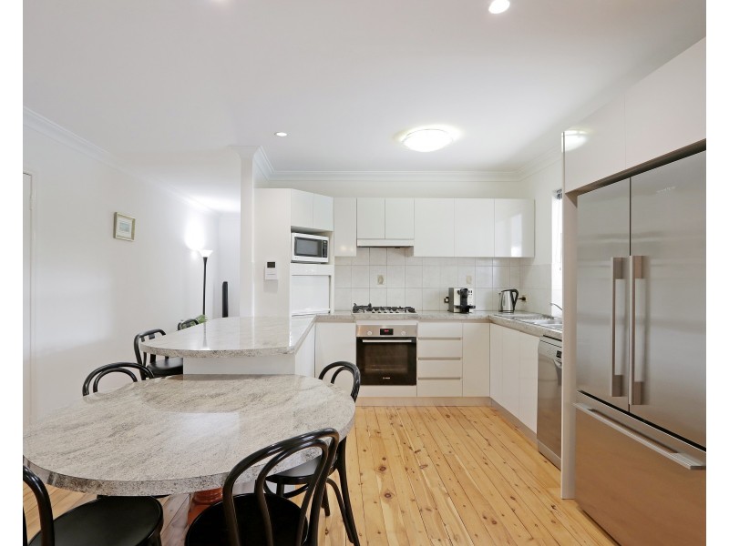 4 Brolga Promenade, Willetton WA 6155