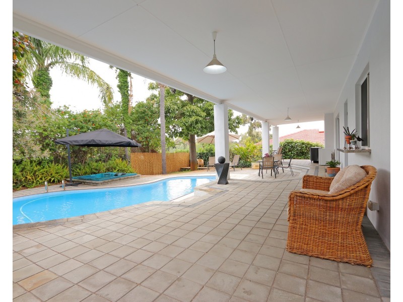 4 Brolga Promenade, Willetton WA 6155