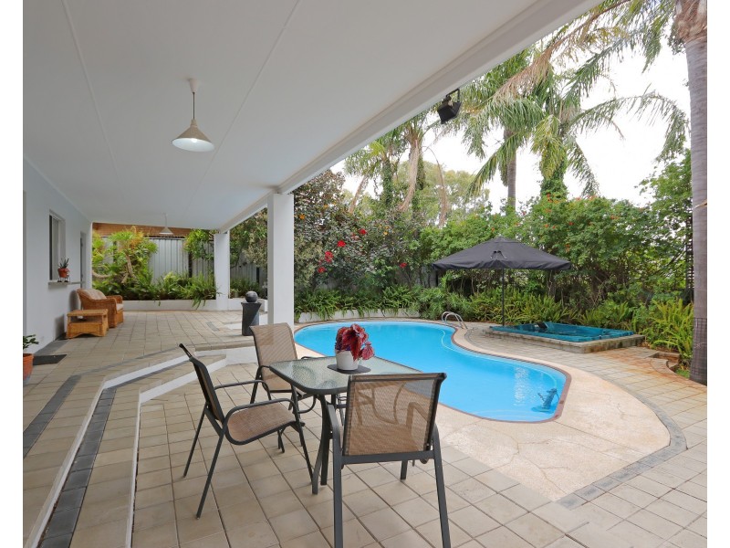 4 Brolga Promenade, Willetton WA 6155