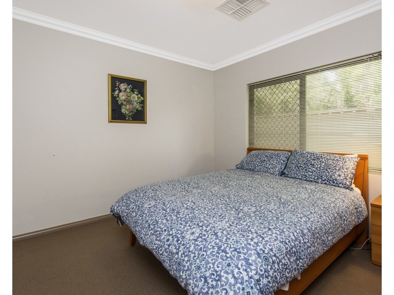 79b Redwood Crescent, Melville WA 6156