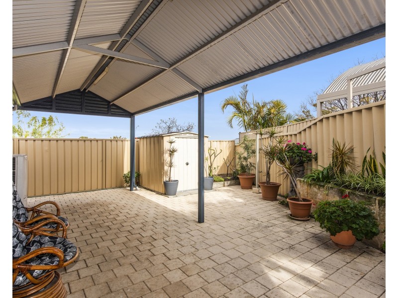 79b Redwood Crescent, Melville WA 6156