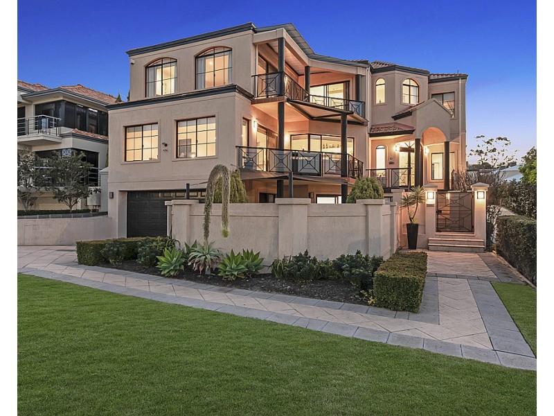 41 Moreing Road, Attadale WA 6156