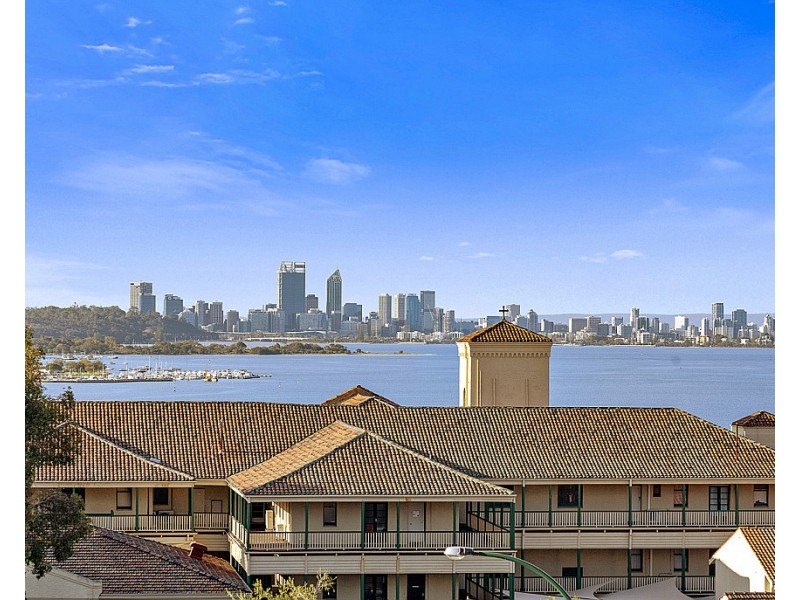 41 Moreing Road, Attadale WA 6156