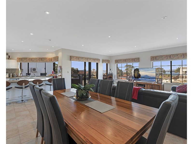 41 Moreing Road, Attadale WA 6156