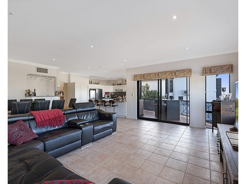 41 Moreing Road, Attadale WA 6156