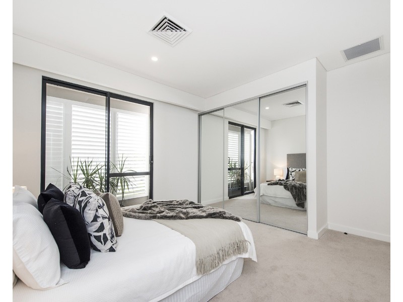 4/1 Hayward Way, Myaree WA 6154