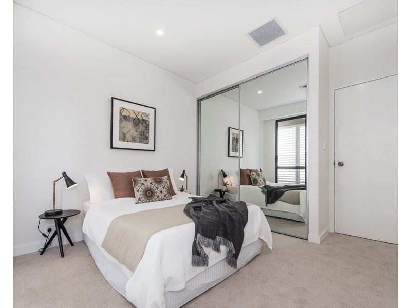 4/1 Hayward Way, Myaree WA 6154