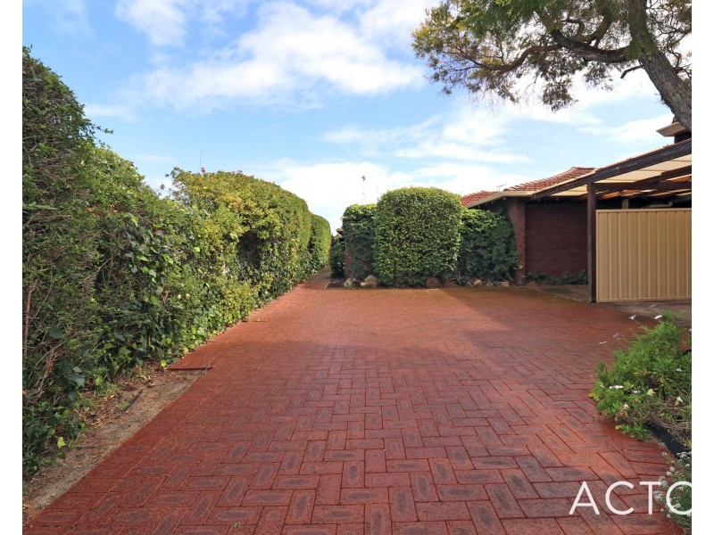 2/33 Park Street, Como WA 6152