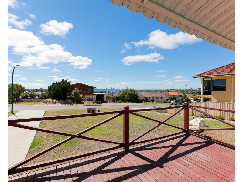 7B Renton Street, Melville WA 6156