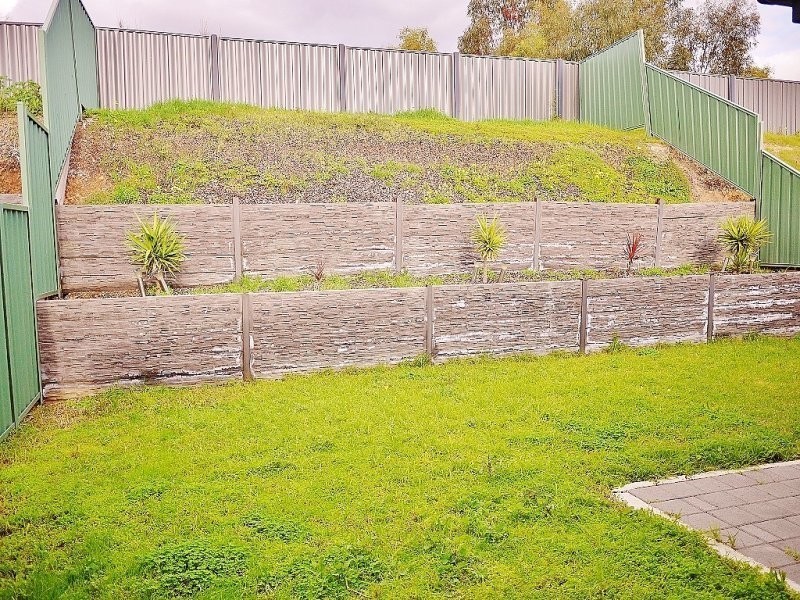 1 Palani Court, Mawson Lakes SA 5095